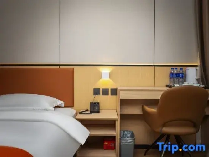 Premium Twin room