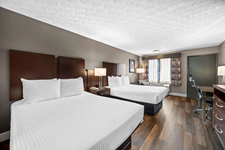 Standard Quadruple room