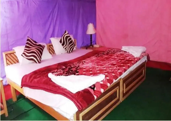 Saser Camp