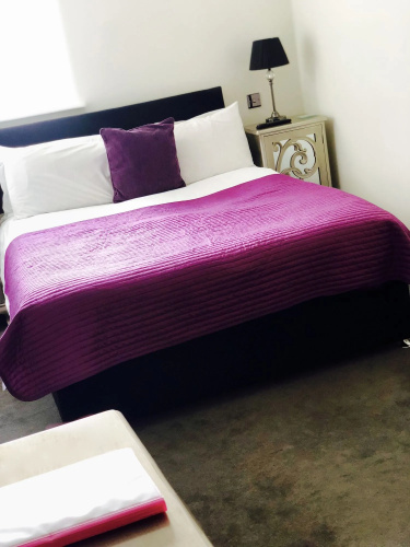 Ship Leopard Hotel – No Children