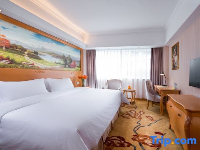 Deluxe Double Suite