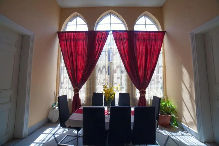 Nouveau Hotel Du Liban