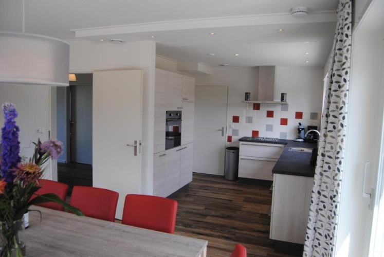 4 Bedrooms Cottage