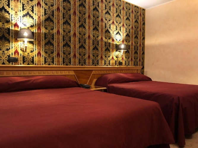 Classic Quadruple room