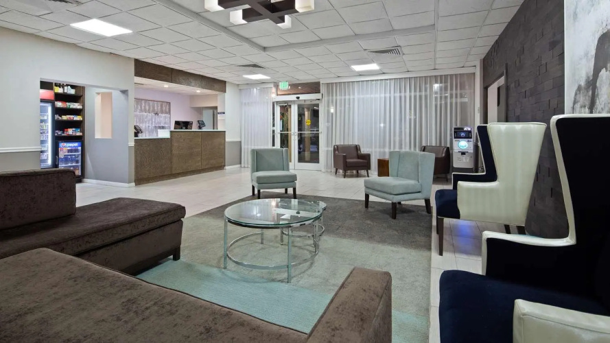 Ramada by Wyndham Cocoa photo 11