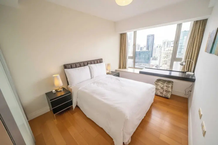 Tyms  3BR 2BA Apt Near Metro