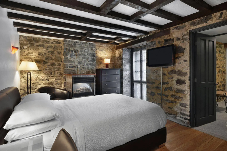 Hotel Epik Montreal
