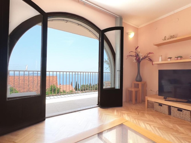 2 Bedrooms Superior Apartment with balcony and with sea view