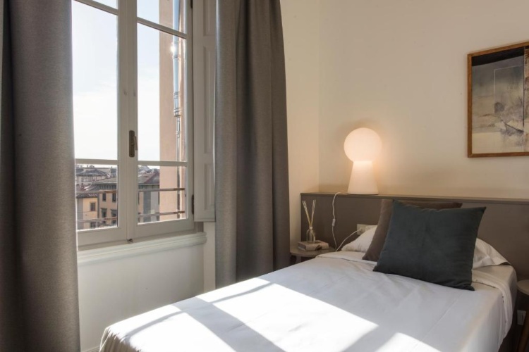 3 Bedrooms Apartment