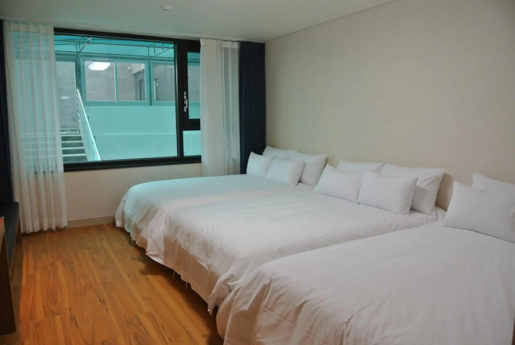 Jeju Noblesse Tourist Hotel