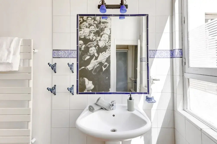 Charming 1BR Near Latin Quarter