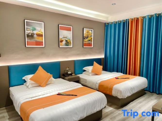 Premium Twin room