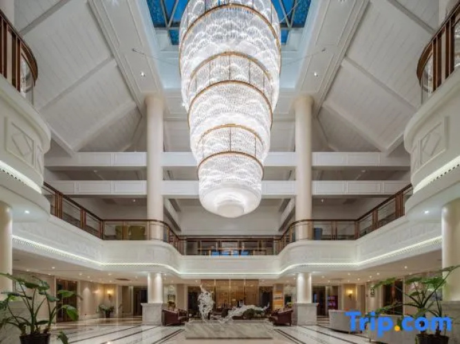 Chongming Forest Resort Hotel