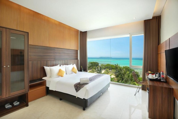 Deluxe Double Suite with sea view