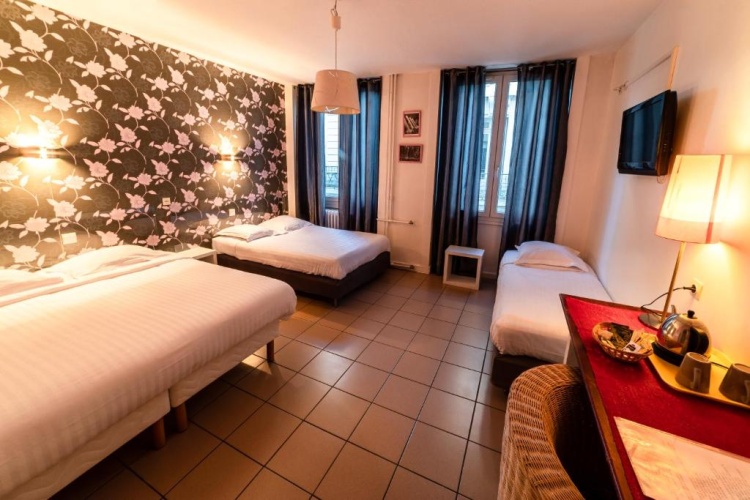 Standard Quadruple room