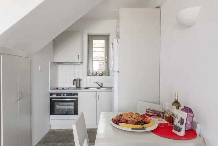 2 Bedrooms Villa