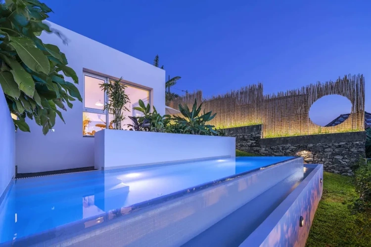 Double Cottage with balcony and with sea view
