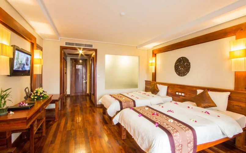 Premium Twin room with balcony