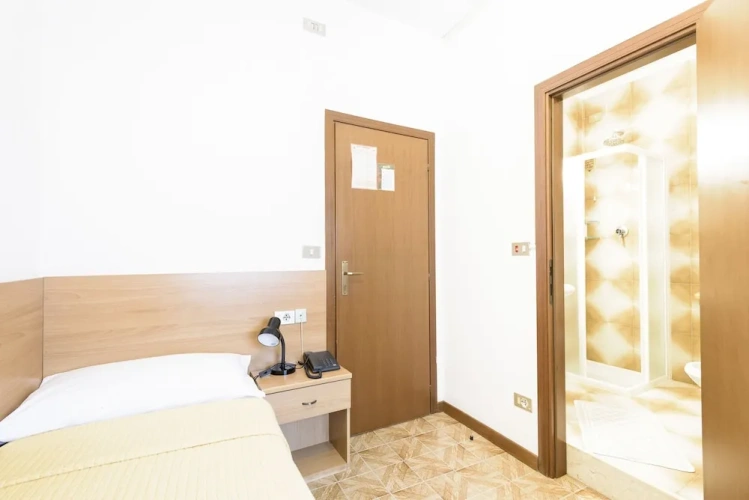 Standard Single room with balcony