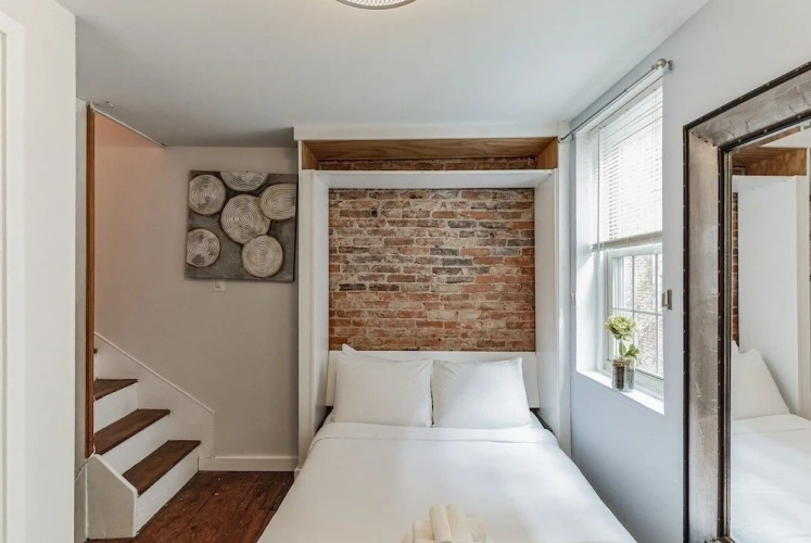 2 Bedrooms Villa