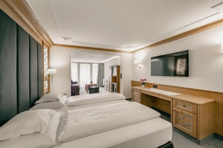 1 Bedroom Double Suite