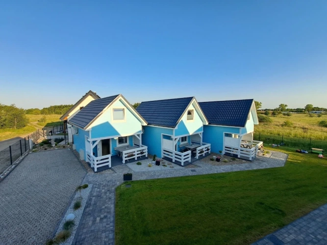 3 Bedrooms Classic Cottage