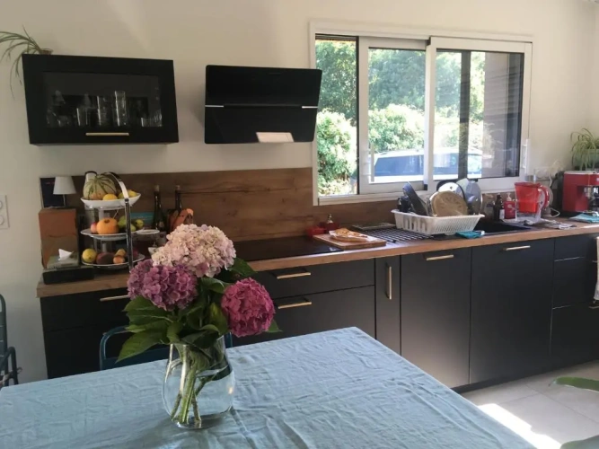 2 Bedrooms Cottage