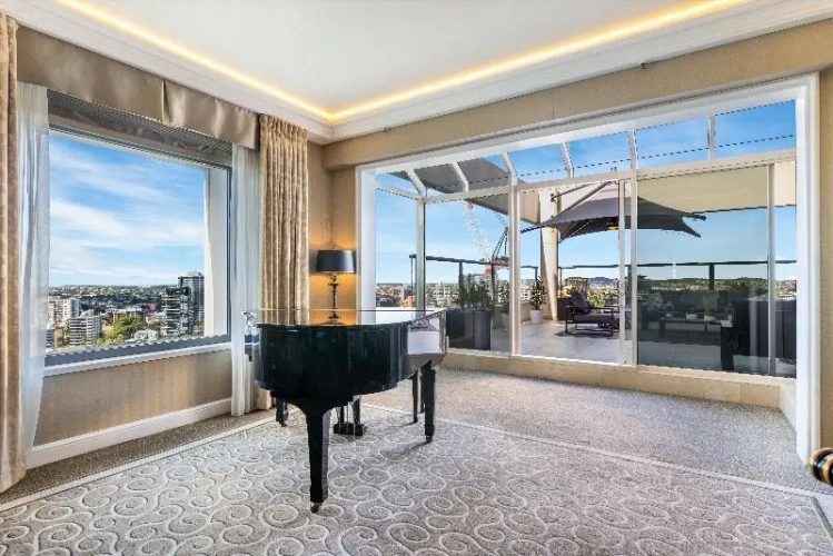 Superior Suite with balcony