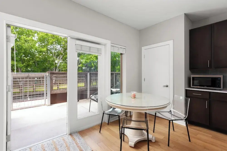 Rare 2BR in Prime Location
