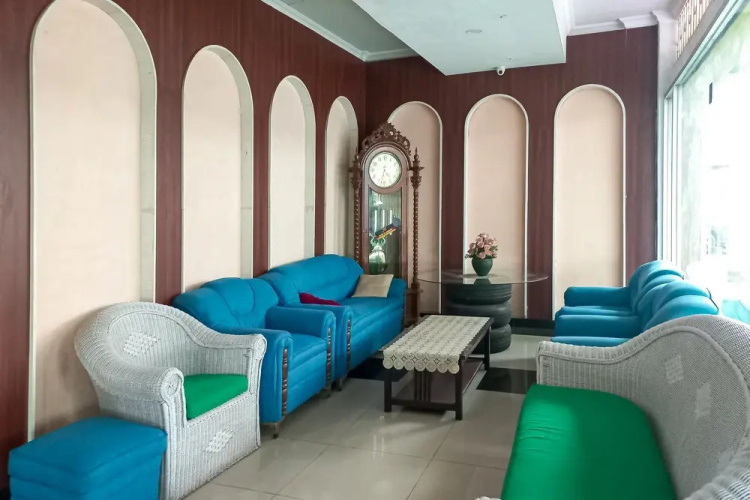 Reddoorz Hotel Baaraka Near Living World - Pekanbaru
