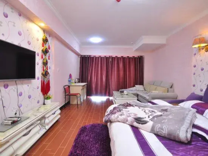 Yuelai Apartment Hostel