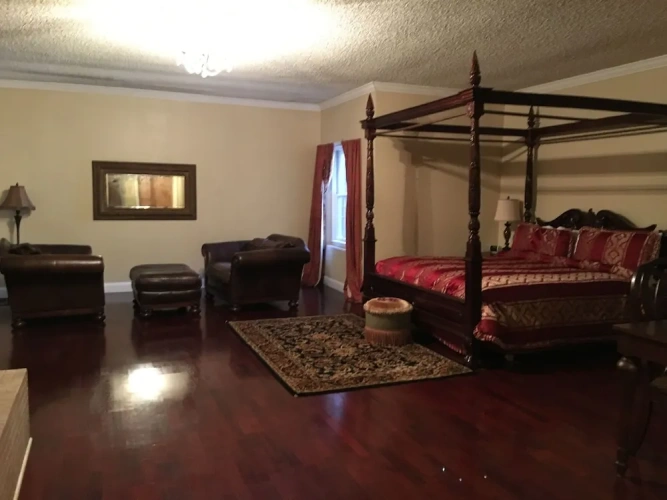 1 Bedroom Luxury Suite