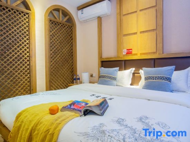 Standard Double room with courtyard view