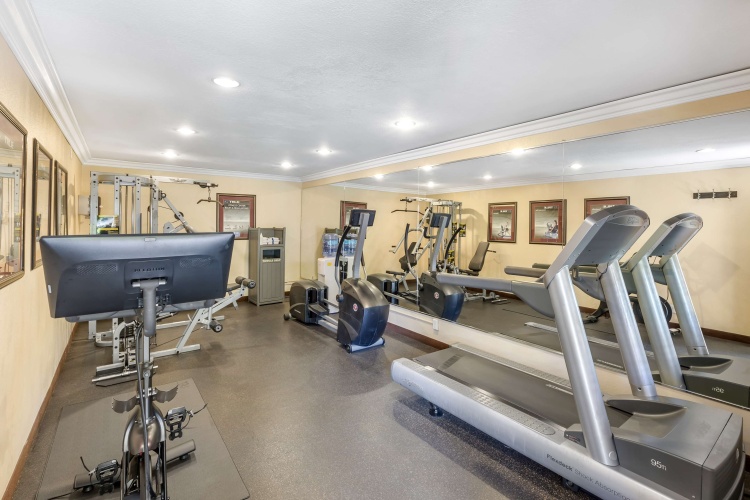 Best Western Plus Orchid Hotel & Suites photo 25
