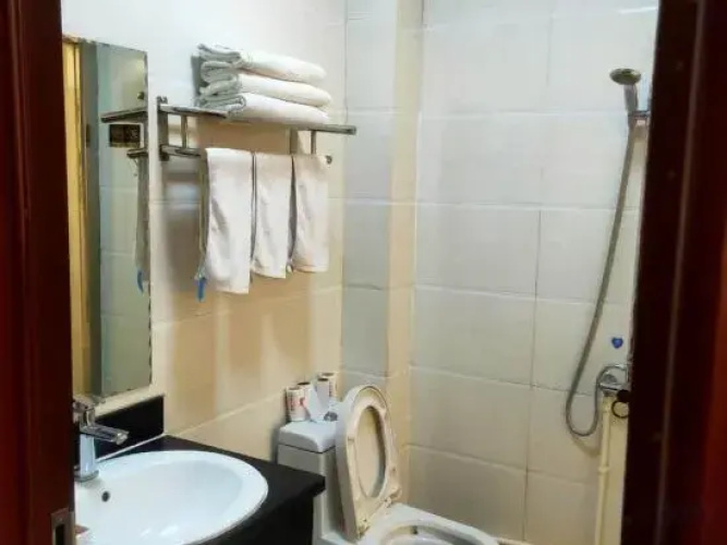 Bole Fuhao Hotel
