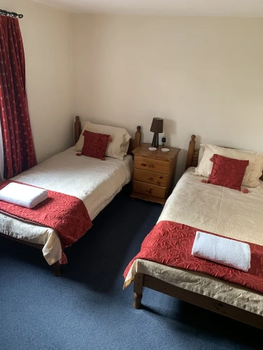 Standard Twin room with balcony