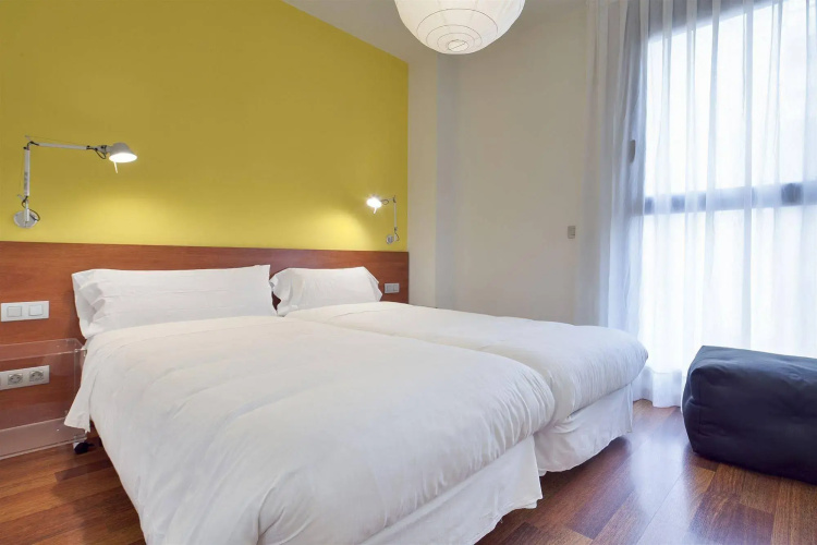 Inside Barcelona Apartments Mercat