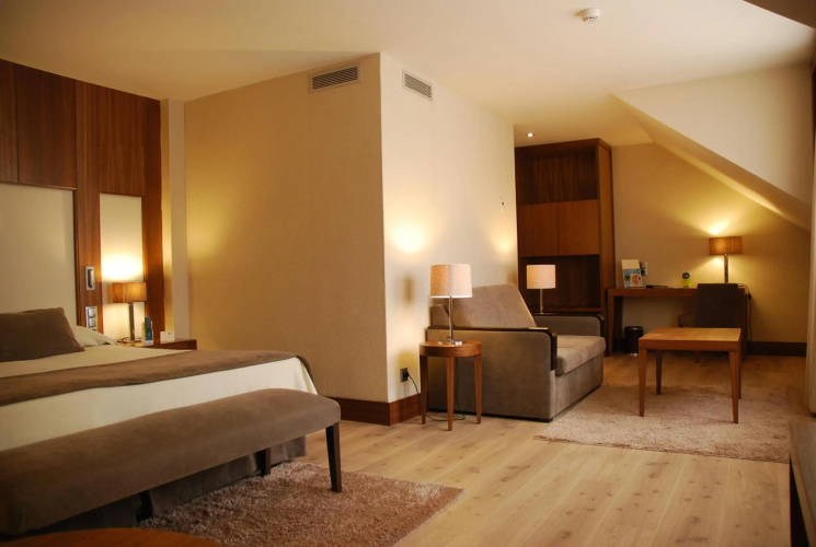 Gran Hotel Balneario de Puente Viesgo photo 12