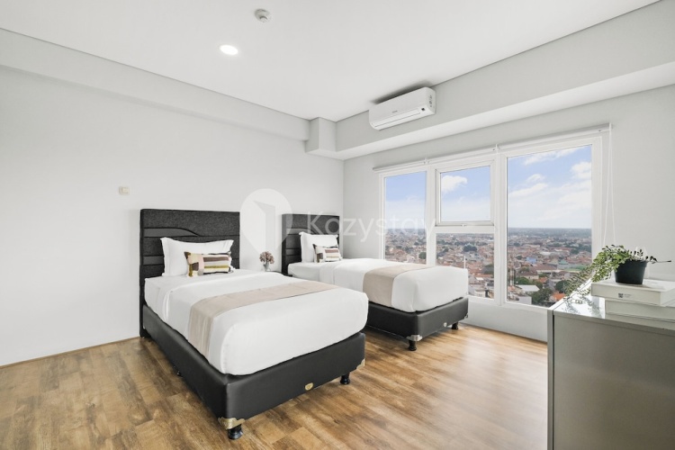 3 Bedrooms Apartment with city view
