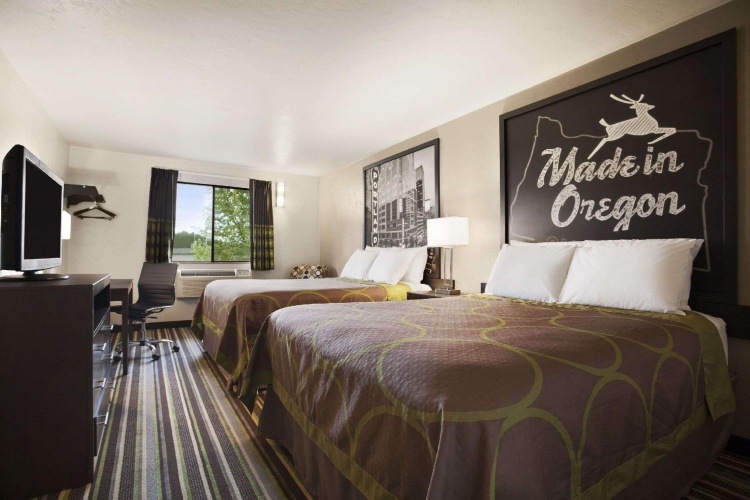 Quadruple room