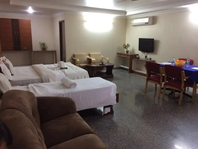 Hotel V Inn