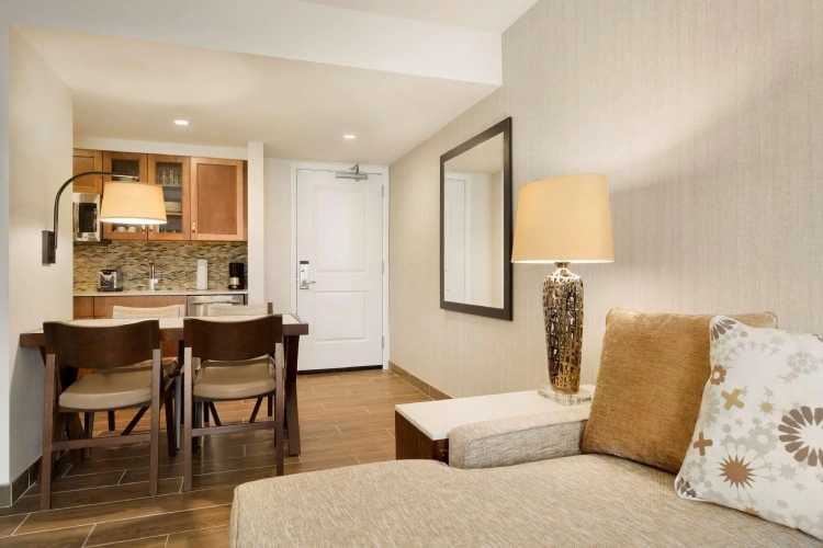 Quadruple Suite
