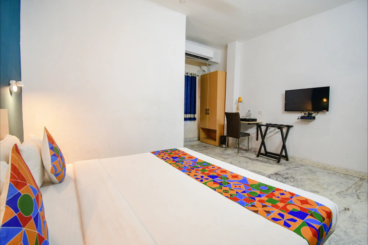 FabHotel Silver Key kalighat