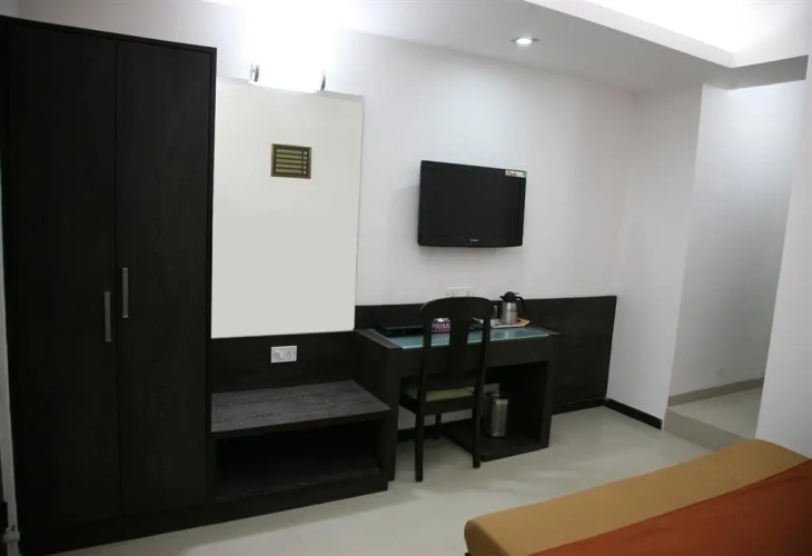Castle Bay Noida