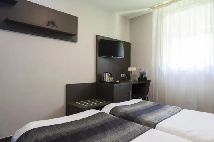 Logis Hotel le Mas de Jossyl