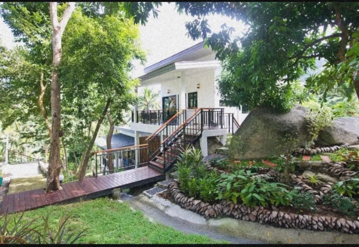 2 Bedrooms Villa