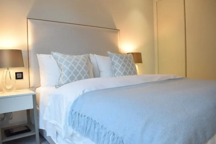 3 Bedroom Flat in Westminster