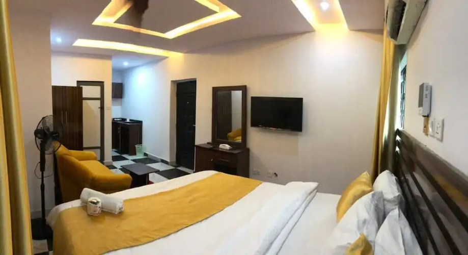 West Point Apartments Hotel and Suites