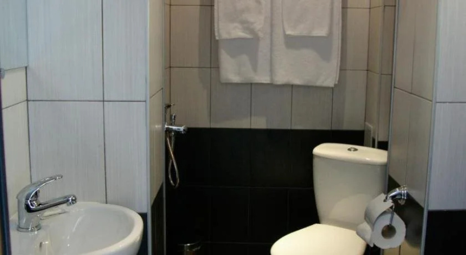 Hi-Life Family Hotel