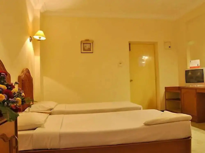 Hotel Atchaya